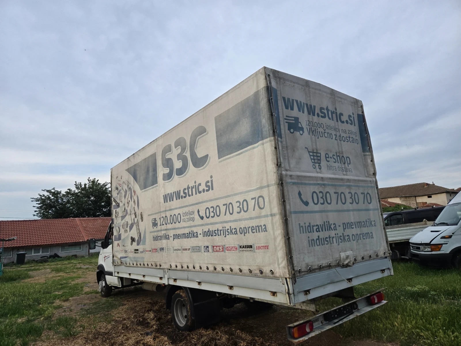 Renault Master 2, 8 ивеко мотор 5, 80 коша до, 3, 5т клим ина изп, снимка 10 - Бусове и автобуси - 54873590