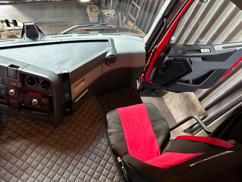 Renault T Renault T * MEGA* 680 000km* Тахограф Smart 2, снимка 9 - Камиони - 50914414