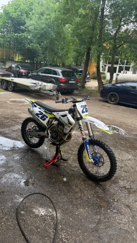 ������ Husqvarna FC
