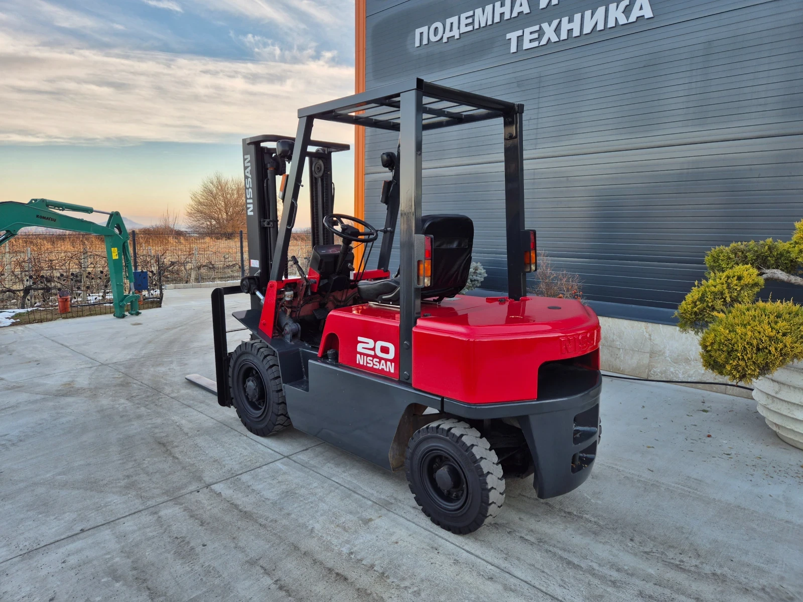  Nissan 2  /   /  | Mobile.bg   3