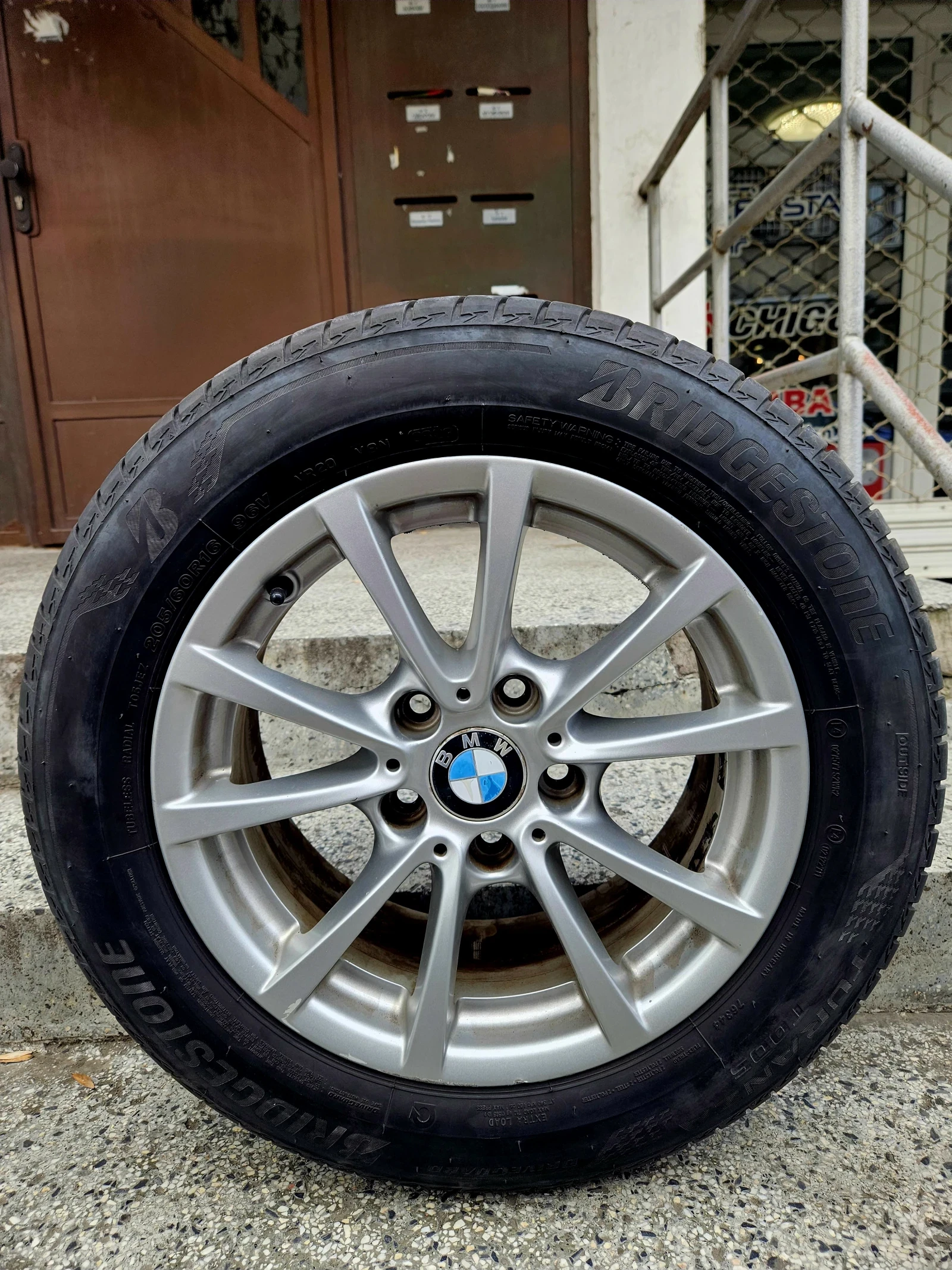    205/60R16  BMW 320 | Mobile.bg   1