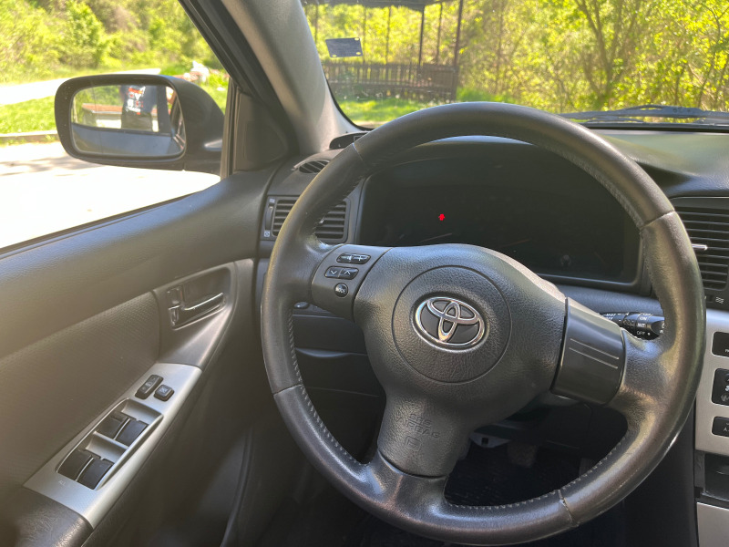 Toyota Corolla, снимка 6 - Автомобили и джипове - 45821941