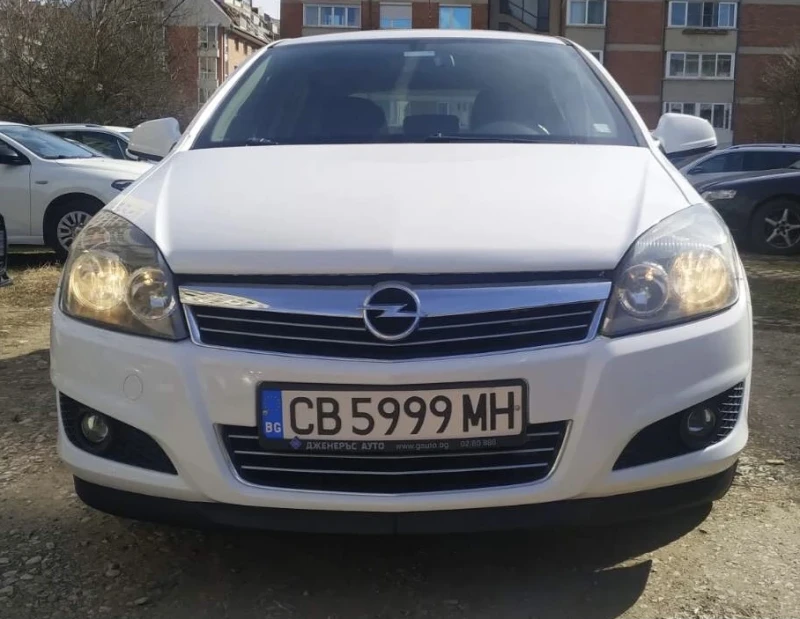 Opel Astra Astra H, снимка 2 - Автомобили и джипове - 47385995