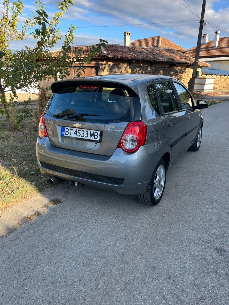 Chevrolet Aveo, снимка 2 - Автомобили и джипове - 47425622