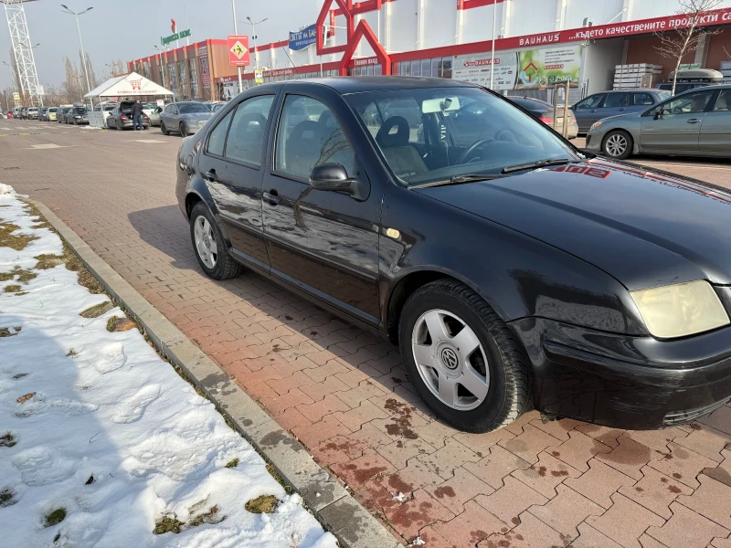 VW Bora VW Bora 1.6 Бензин, снимка 2 - Автомобили и джипове - 48449305