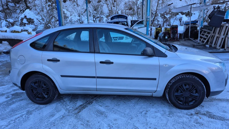 Ford Focus 1.6i 136000км Германия, снимка 4 - Автомобили и джипове - 48548863