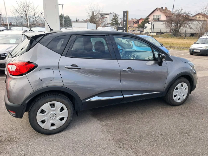 Renault Captur 1.5 DCi 90k.c., снимка 6 - Автомобили и джипове - 49311858