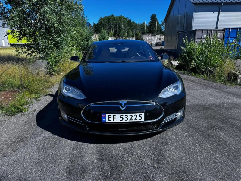 Tesla Model S P85D Performance Free Charging, снимка 3 - Автомобили и джипове - 51410484