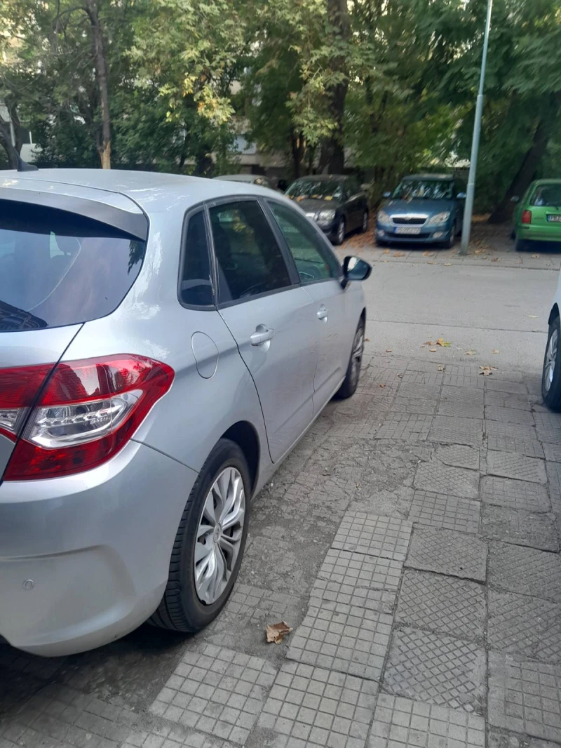 Citroen C4 1.4 Перфектен, снимка 6 - Автомобили и джипове - 52462457