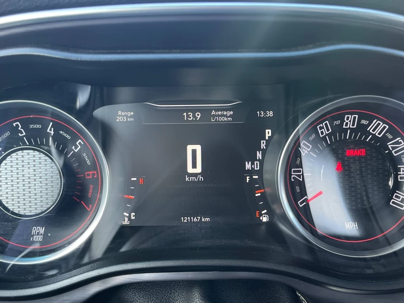 Dodge Challenger 5.7 R/T Shaker Pack, снимка 10 - Автомобили и джипове - 52512156