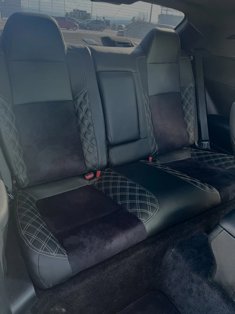 Dodge Challenger 5.7 R/T Shaker Pack, снимка 9 - Автомобили и джипове - 52512156