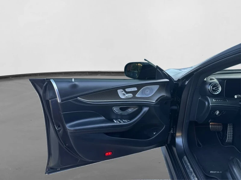 Mercedes-Benz GT 53 4-Door Coupe* АвтоКредит* (ЦЕНА ДО БГ), снимка 9 - Автомобили и джипове - 52576931