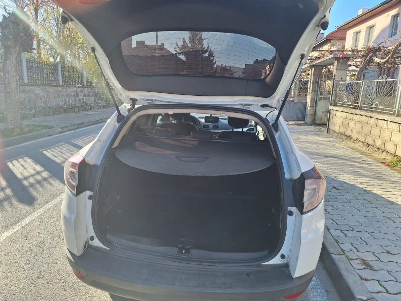 Renault Megane 1.5 dci, снимка 9 - Автомобили и джипове - 52816971