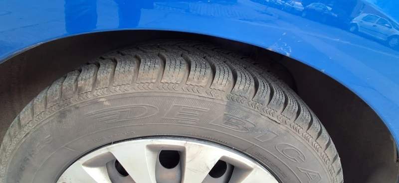 Skoda Fabia 1.0 MPI, снимка 6 - Автомобили и джипове - 53097848