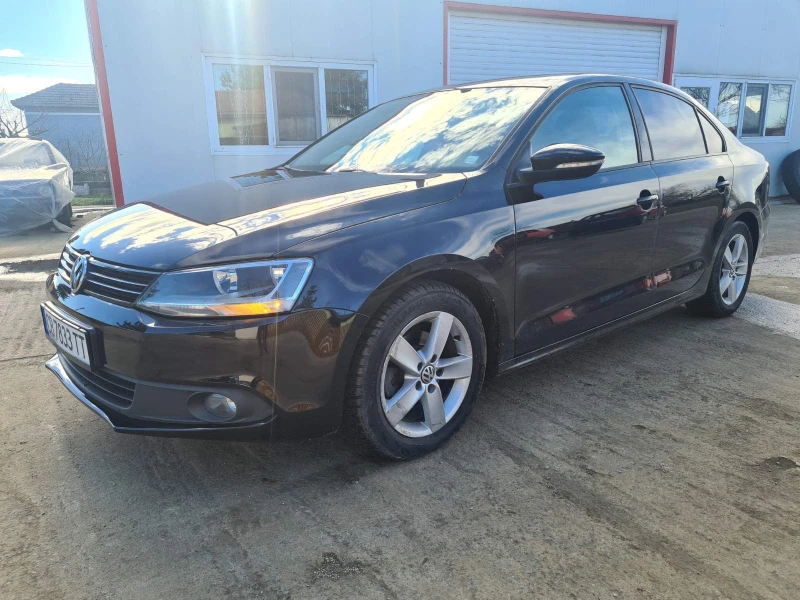 VW Jetta HIGHLINE, КОЖЕН САЛОН, снимка 2 - Автомобили и джипове - 53310995