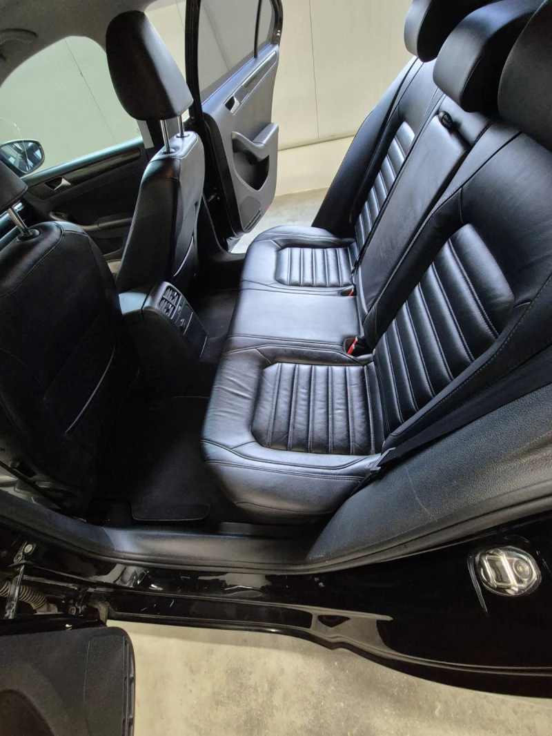 VW Jetta HIGHLINE, КОЖЕН САЛОН, снимка 8 - Автомобили и джипове - 53310995