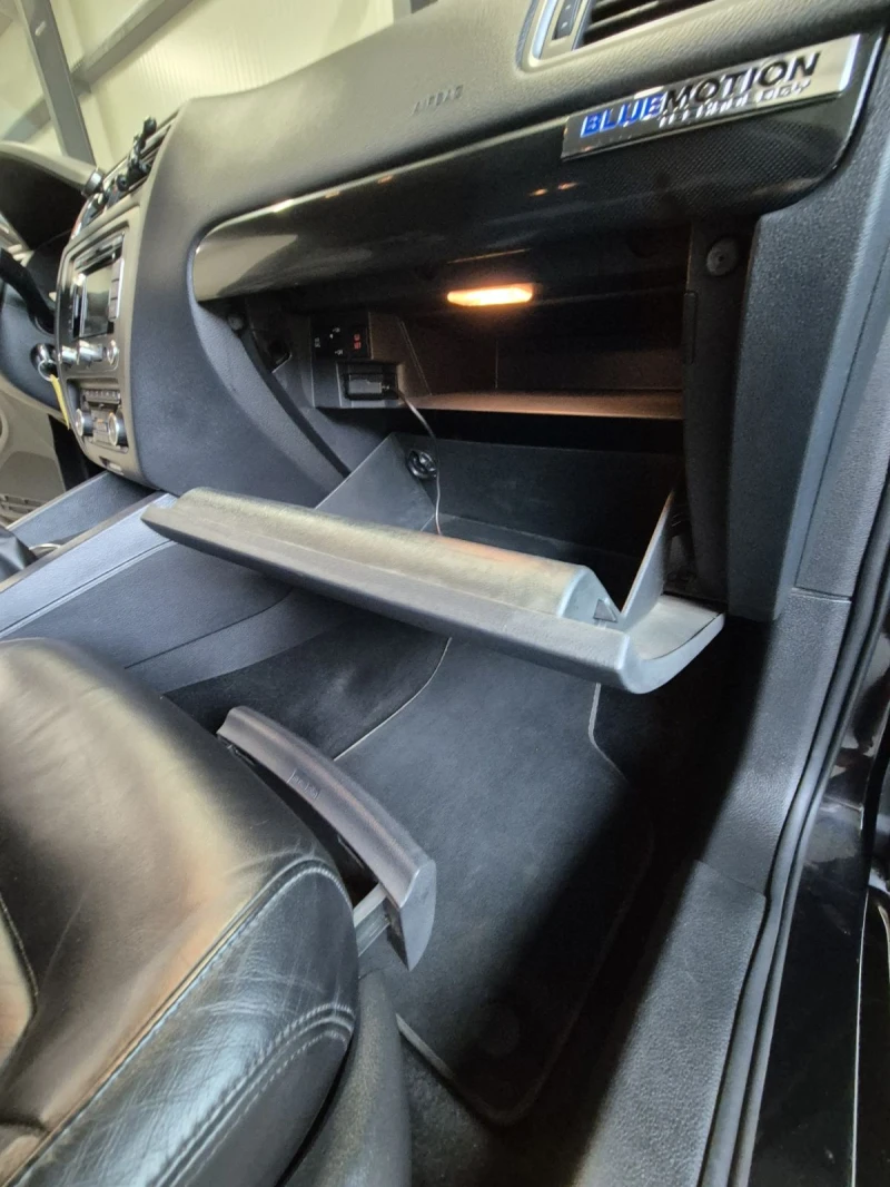 VW Jetta HIGHLINE, КОЖЕН САЛОН, снимка 14 - Автомобили и джипове - 53310995