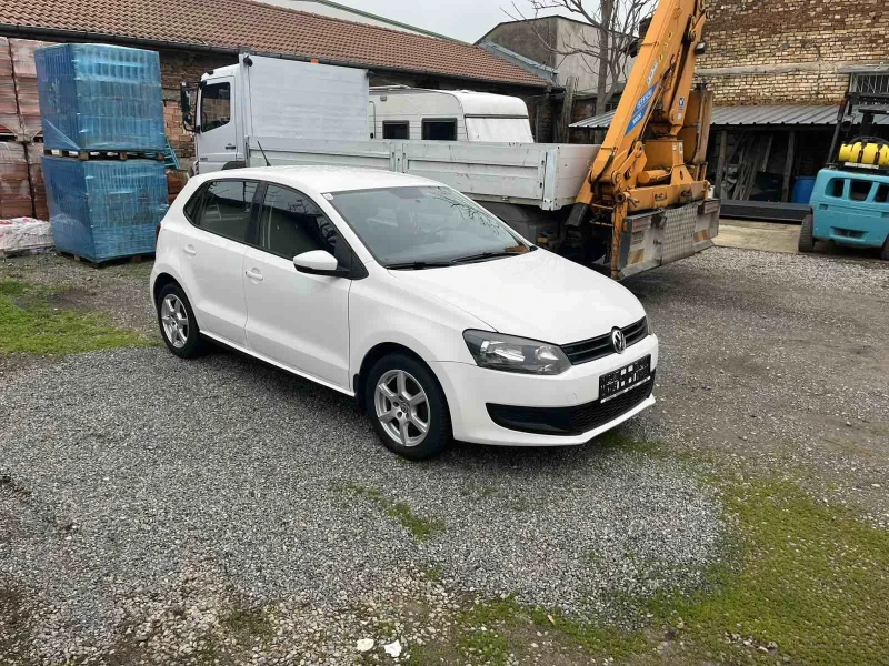 VW Polo 1.6 tdi, снимка 4 - Автомобили и джипове - 53452081