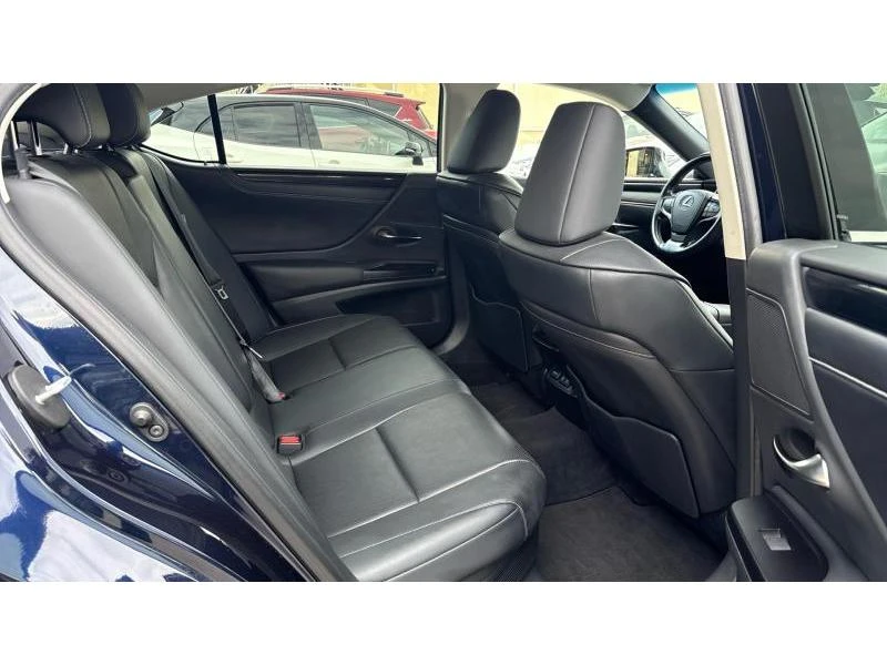 Lexus ES 300 h 2.5 HSD EXECUTIVE, снимка 7 - Автомобили и джипове - 54628208