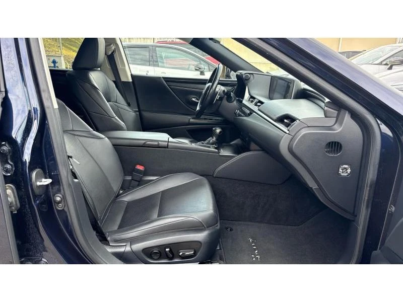 Lexus ES 300 h 2.5 HSD EXECUTIVE, снимка 6 - Автомобили и джипове - 54628208