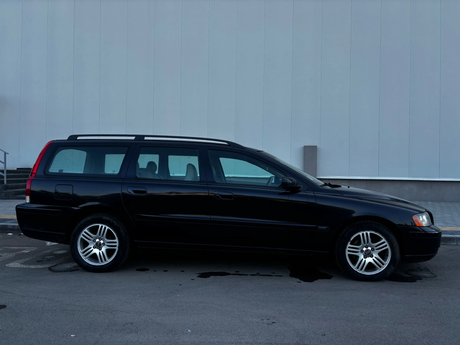 Volvo V70  - изображение 2