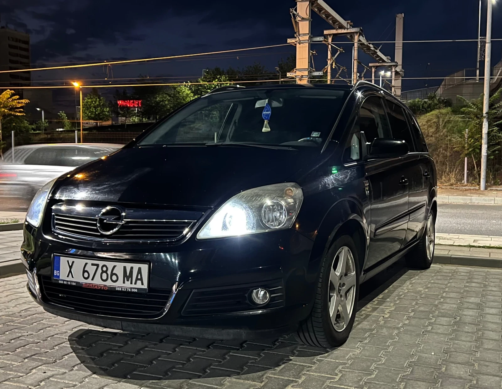 Opel Zafira  - изображение 2