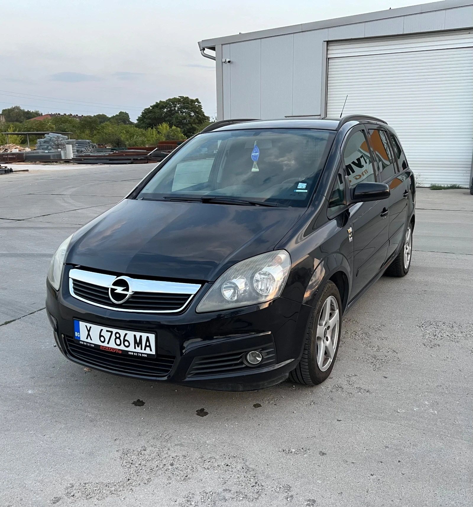 Opel Zafira  - изображение 2