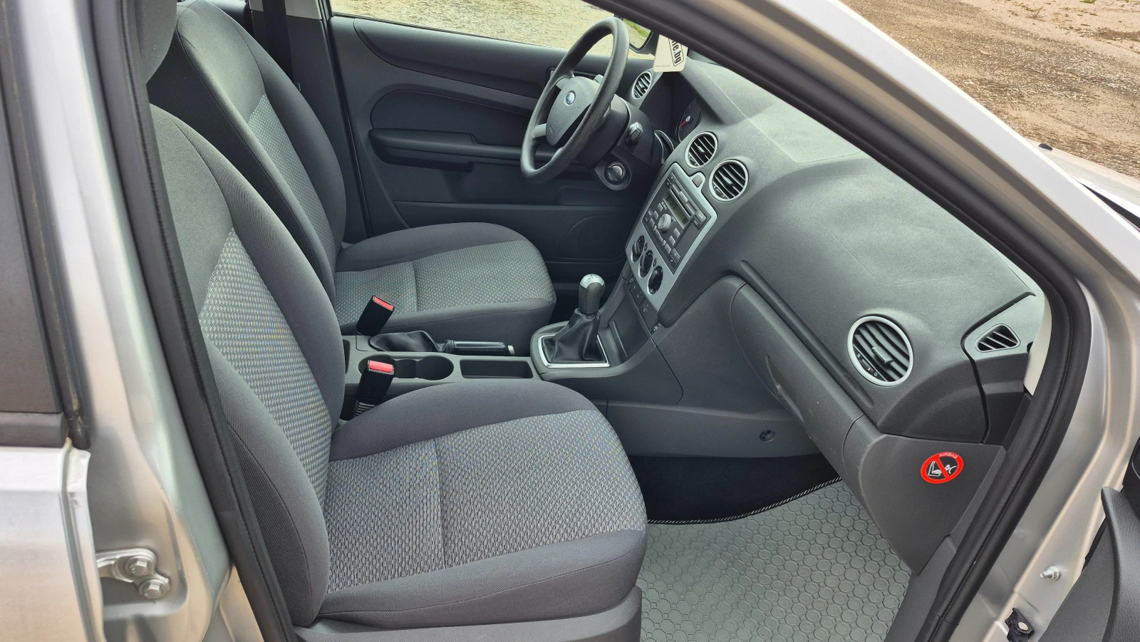 Ford Focus 1.6i 136000км Германия - изображение 10