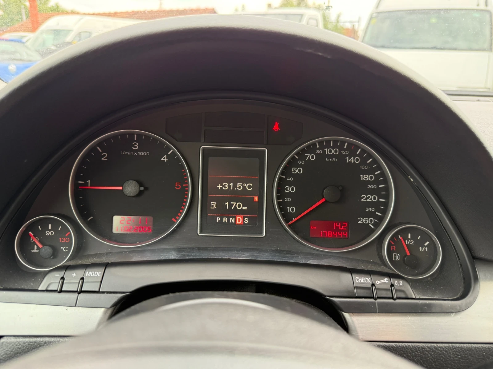 Audi A4 2.0TDI АВТОМАТИК | Mobile.bg — изображение 15