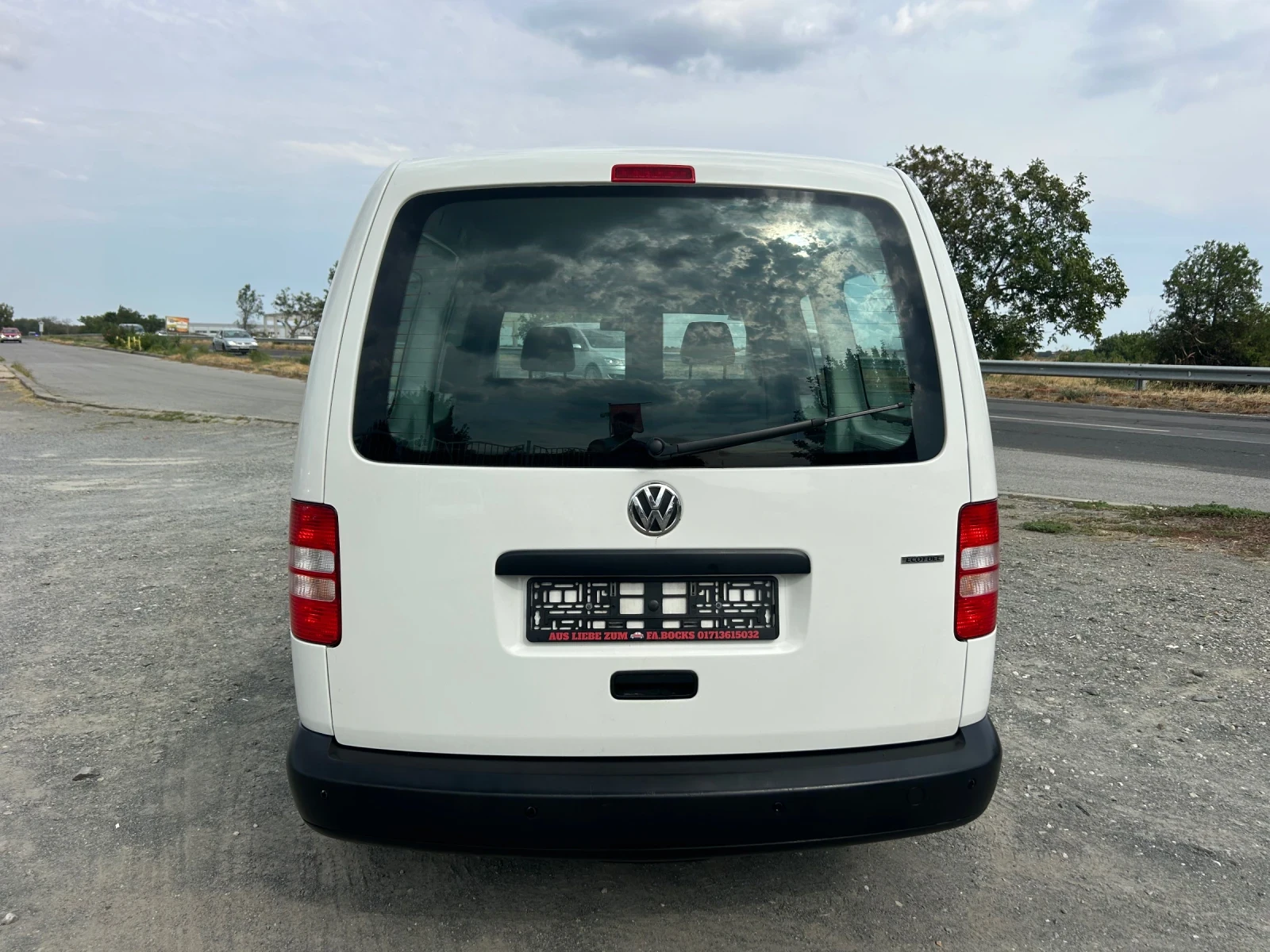 VW Caddy MAXI БЕНЗИН - МЕТАН / ЕВРО5 / ПАРКТРОНИК / ТОВАРЕН - изображение 6