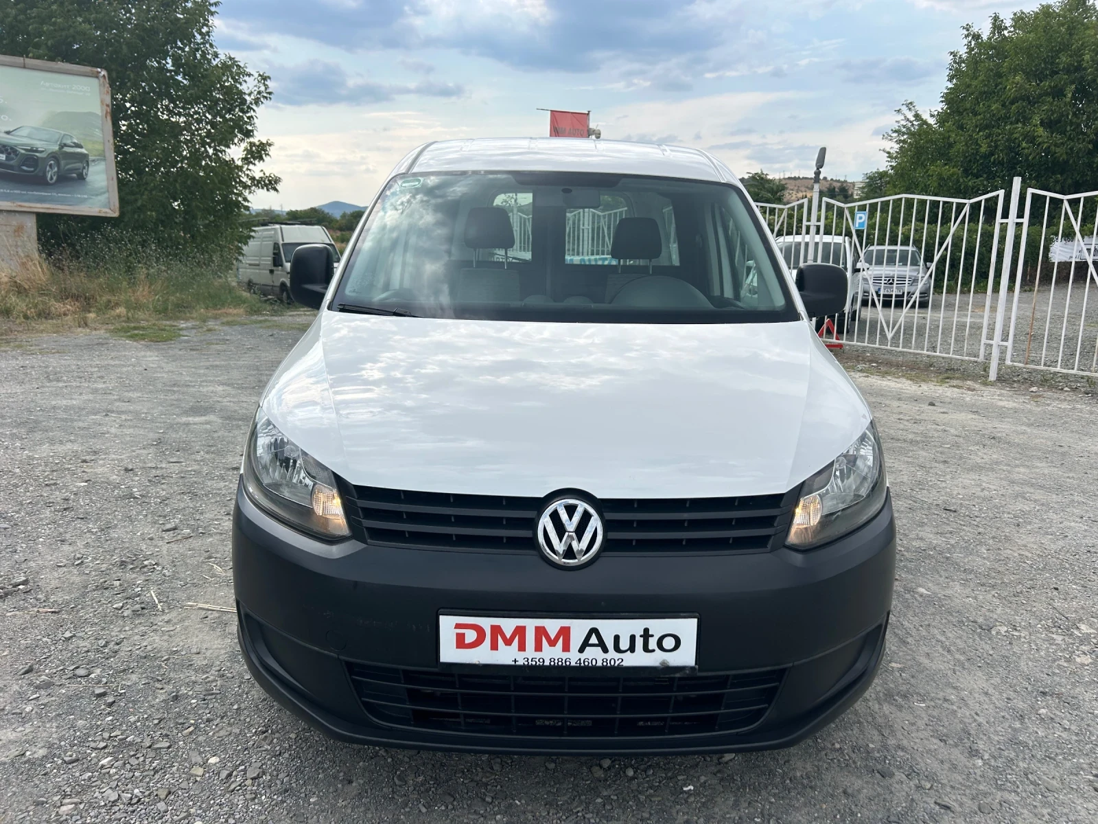 VW Caddy MAXI БЕНЗИН - МЕТАН / ЕВРО5 / ПАРКТРОНИК / ТОВАРЕН - изображение 2