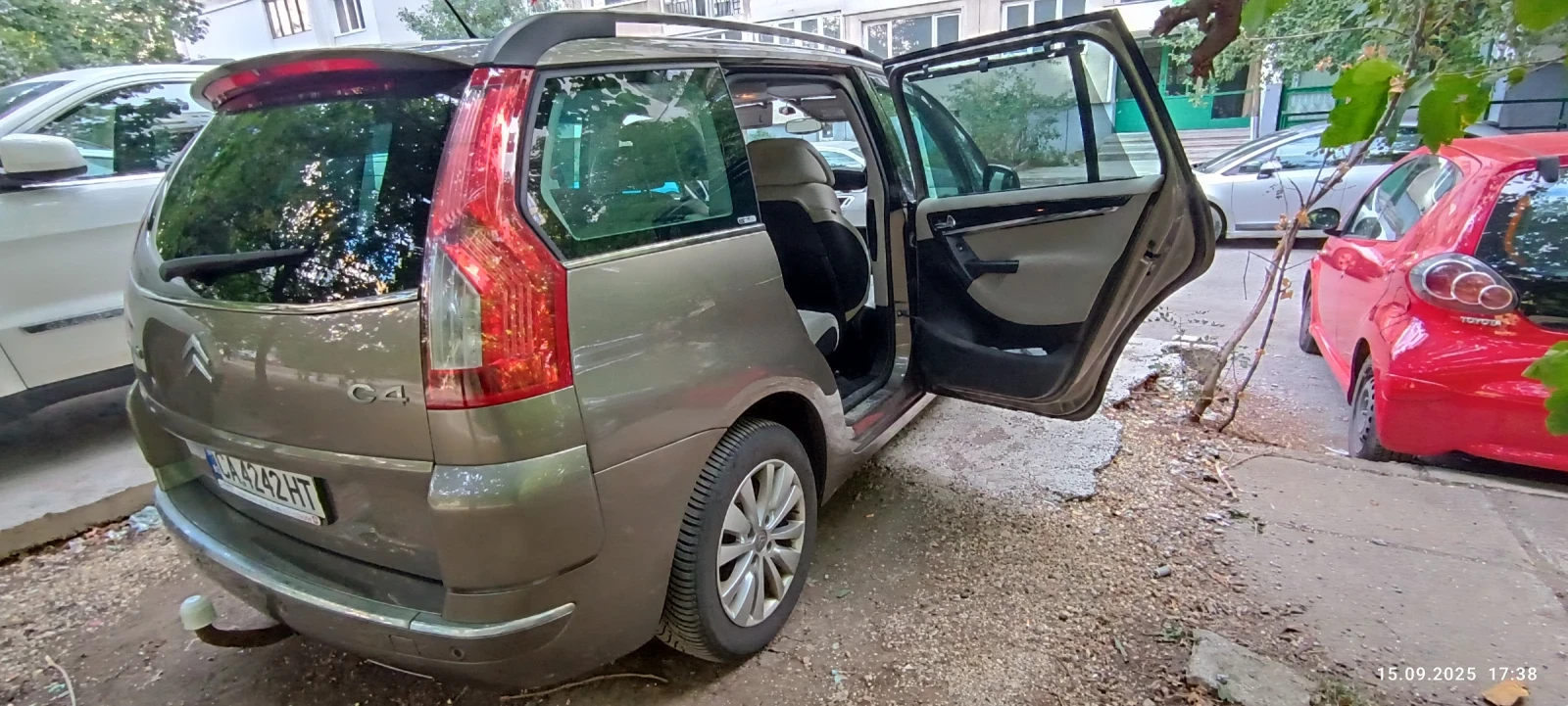 Citroen C4 Picasso 1-ви собственик , 152 000 км - изображение 9