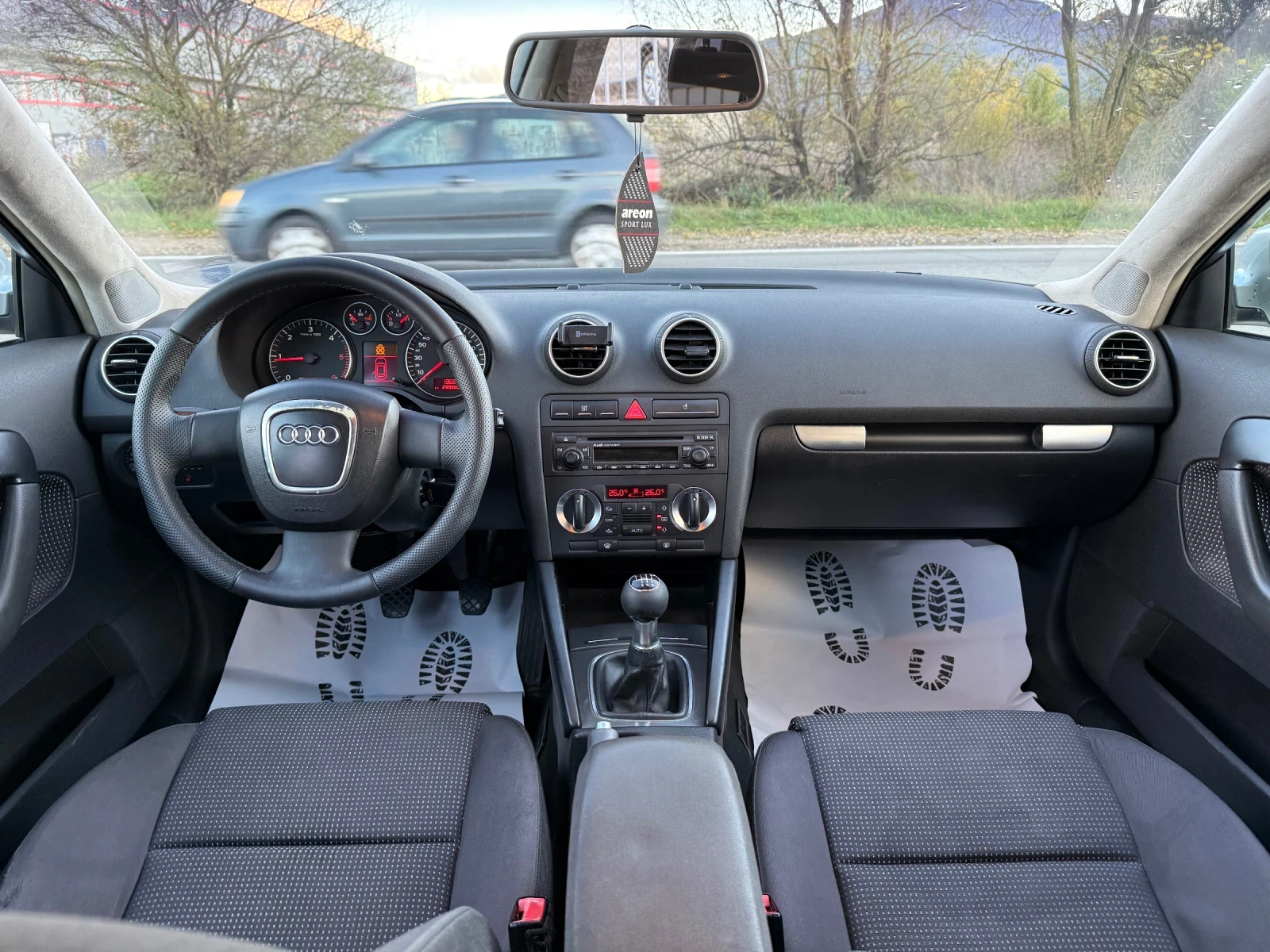 Audi A3 2.0 TDI 6   | Mobile.bg   12