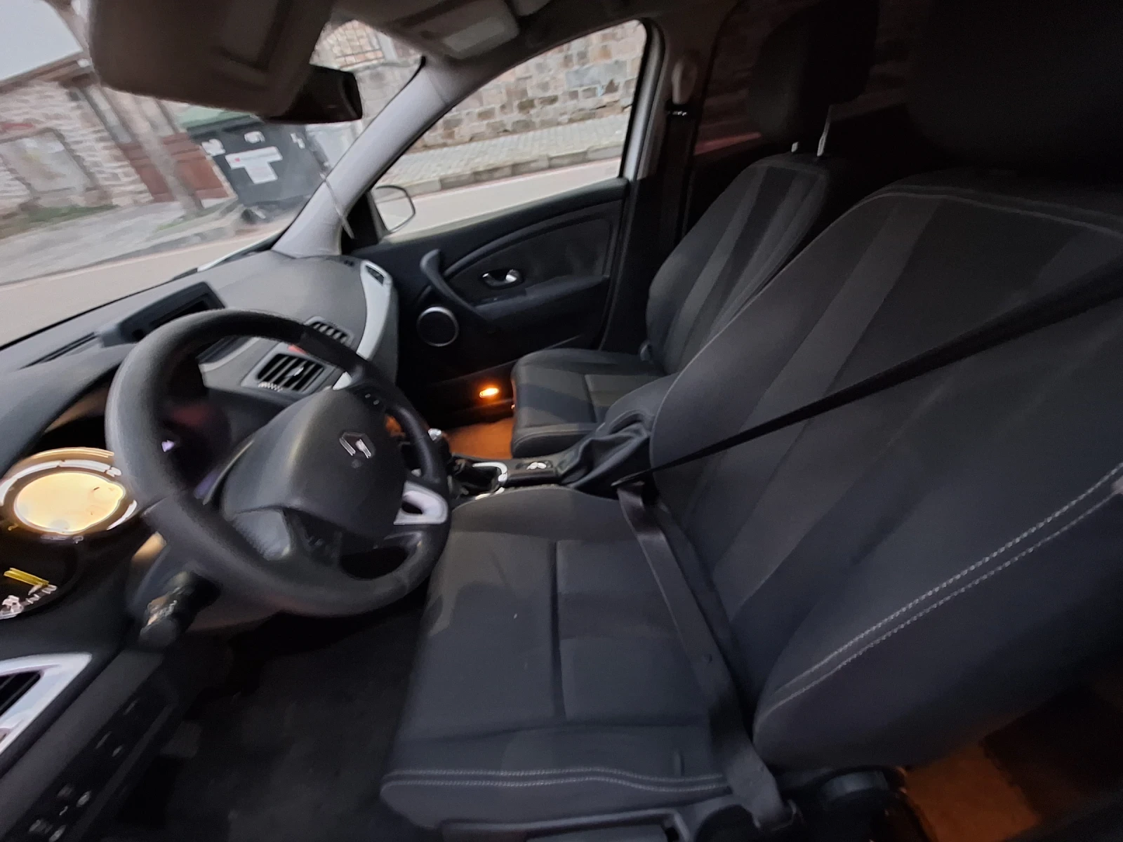 Renault Megane 1.5 dci | Mobile.bg � ����������� 4