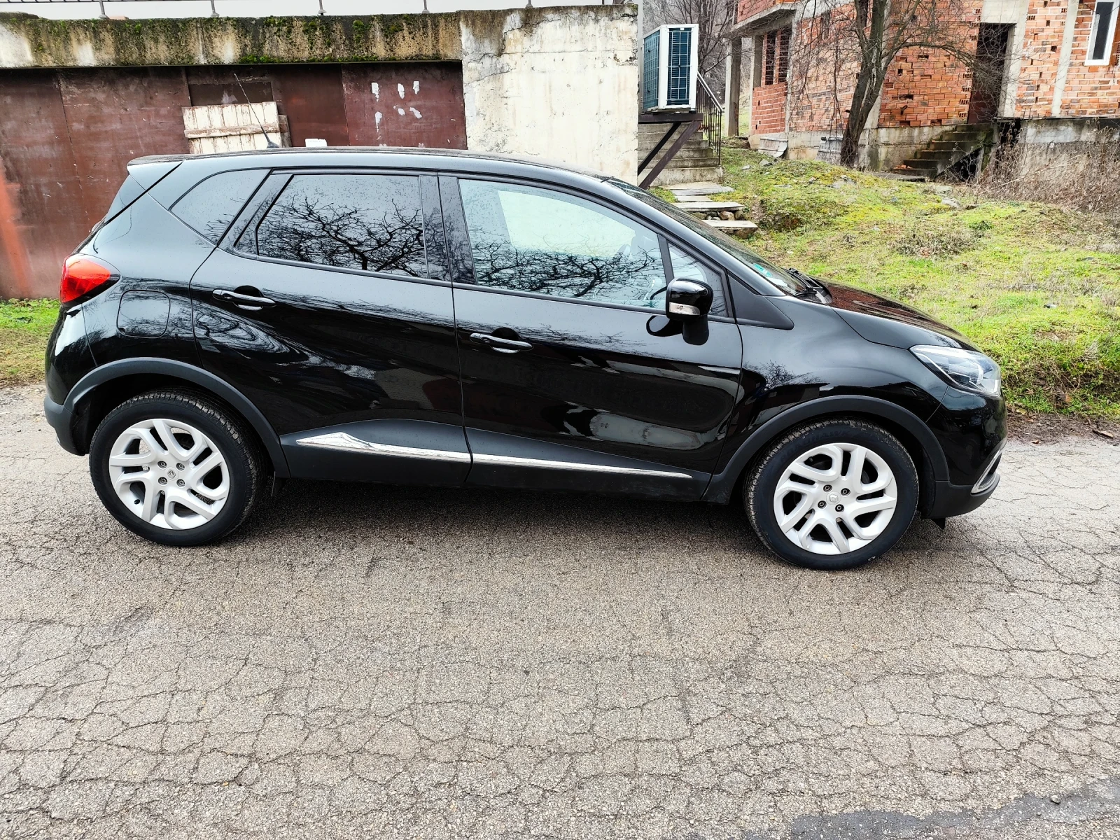 Renault Captur 1.2 iTOP NAVI. - изображение 8