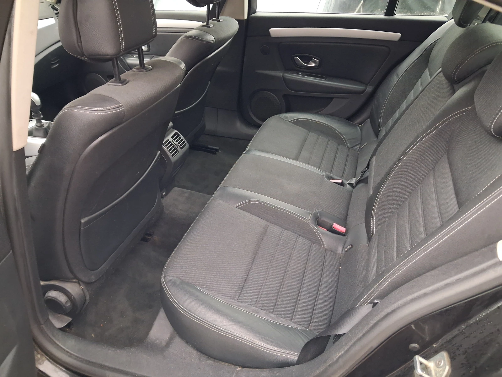 Renault Laguna 2.0* ������* 2009��� | Mobile.bg � ����������� 10