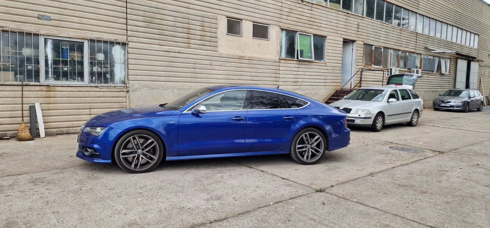 Audi S7 DISTRONIC SOFT CLOSE BOSE HEADUP PANO МЪРТВА ЗОНА, снимка 17 - Автомобили и джипове - 53771596