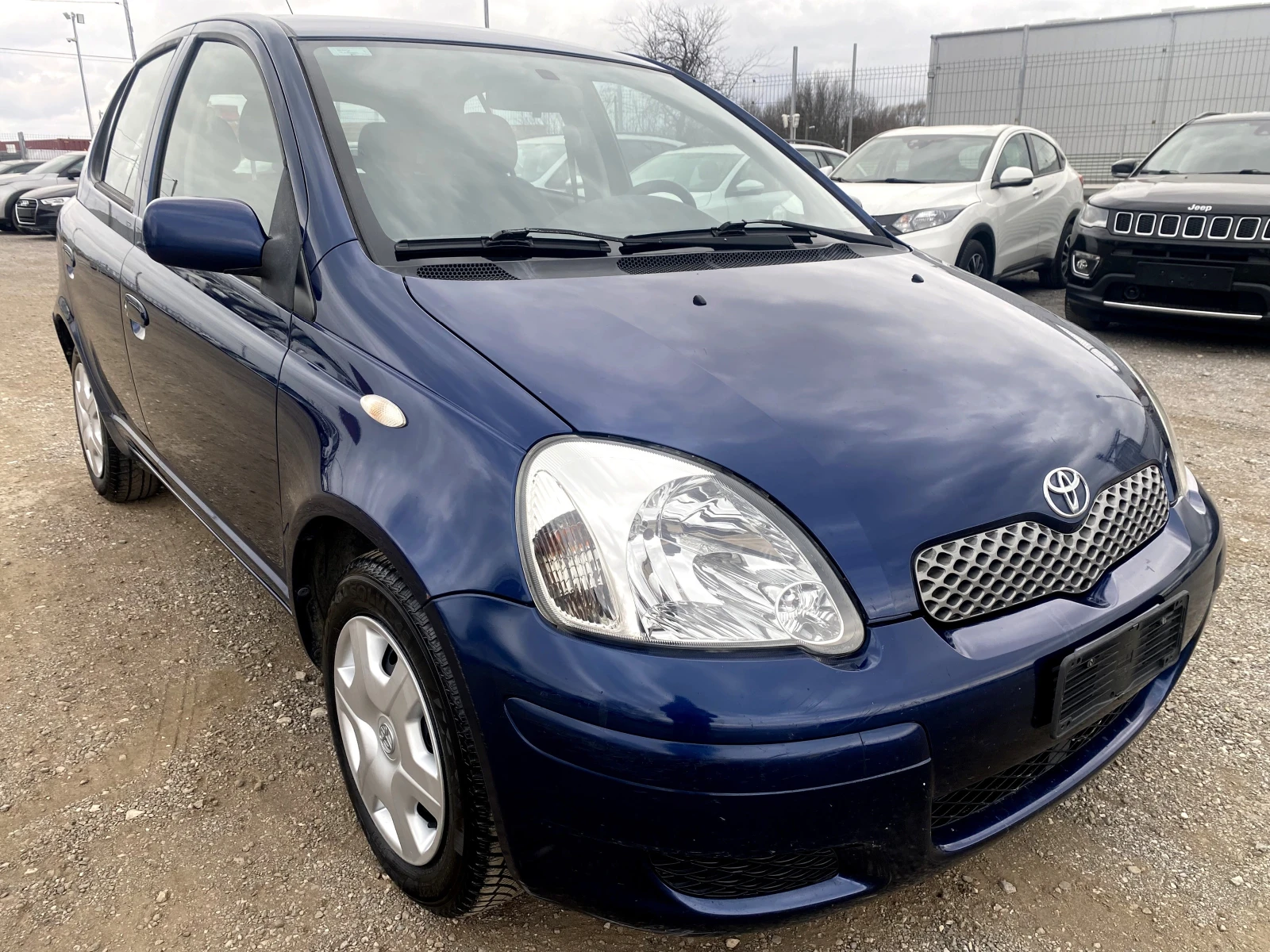 Toyota Yaris 1.4D4D---БОНБОН---, снимка 6 - Автомобили и джипове - 53900336