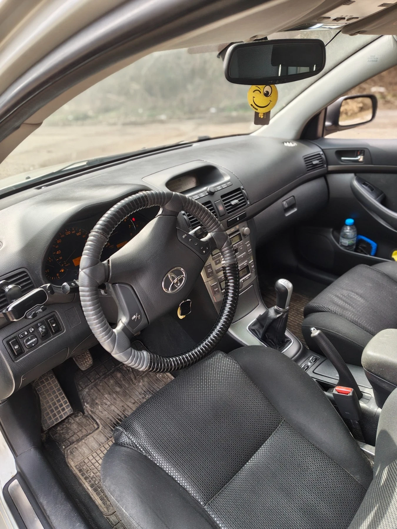 Toyota Avensis, снимка 6 - Автомобили и джипове - 53905345