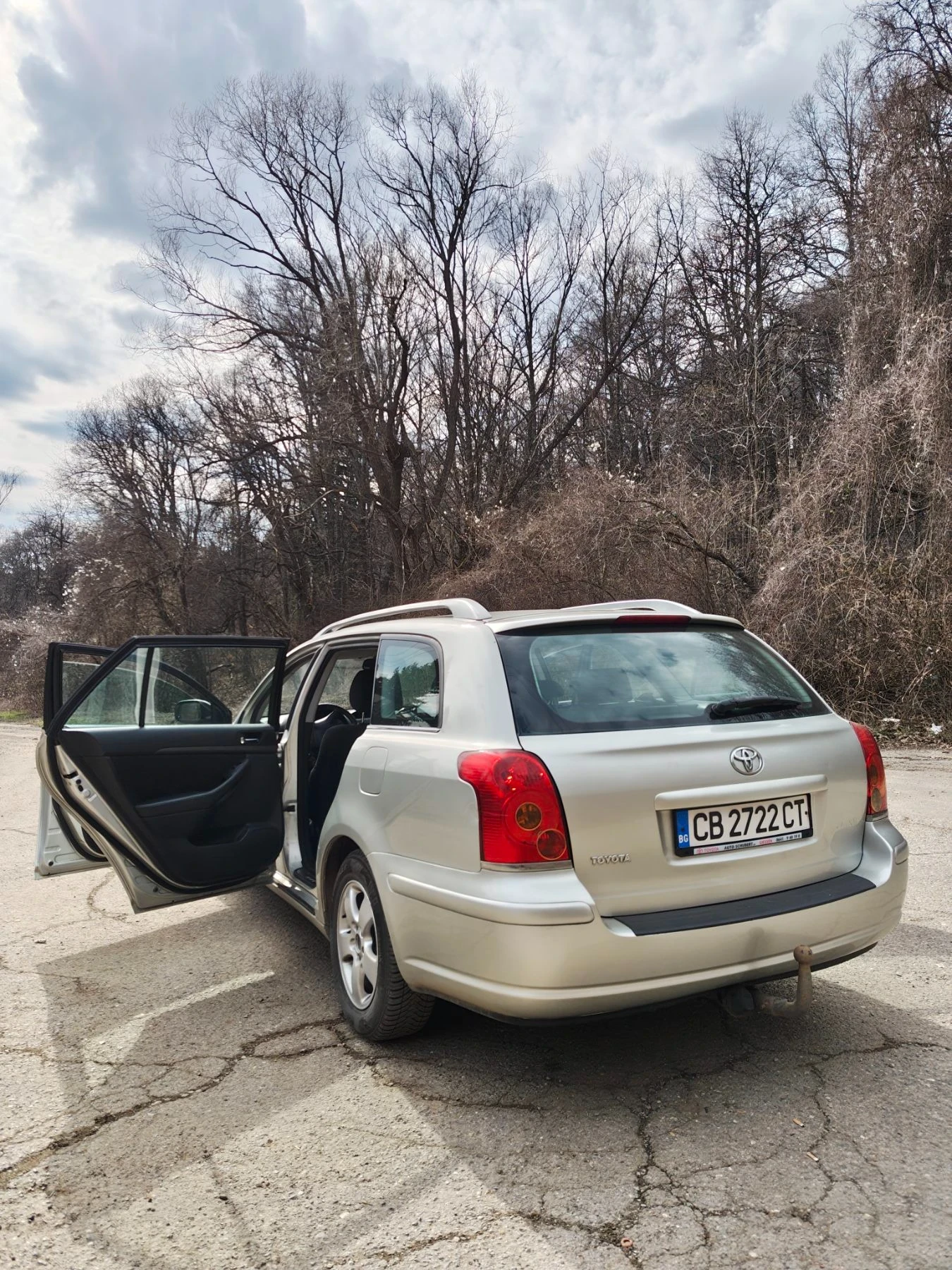 Toyota Avensis, снимка 2 - Автомобили и джипове - 53905345