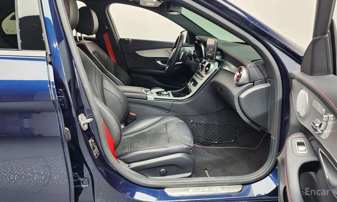 Mercedes-Benz C 43 AMG 4MATIC* BURMESTER* ПАНО* KEYLESS* ПОДГРЕВ* КАМЕРИ*, снимка 9 - Автомобили и джипове - 54248189