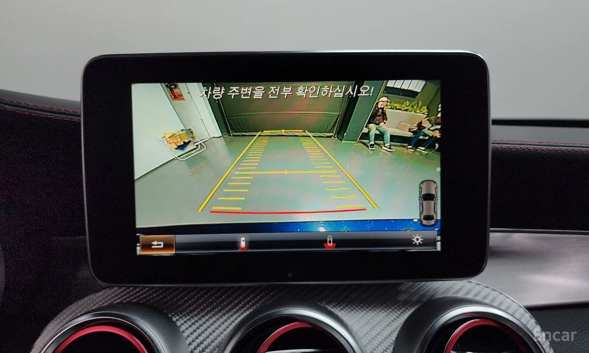 Mercedes-Benz C 43 AMG 4MATIC* BURMESTER* ПАНО* KEYLESS* ПОДГРЕВ* КАМЕРИ*, снимка 13 - Автомобили и джипове - 54248189