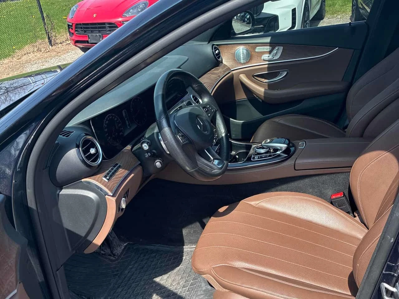 Mercedes-Benz E 300 * PANO* KEYLESS* �������*  | Mobile.bg � ����������� 5