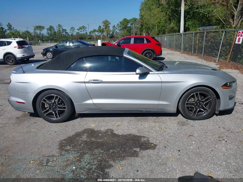 Ford Mustang 2.3l Ecoboost, снимка 13 - Автомобили и джипове - 54354116