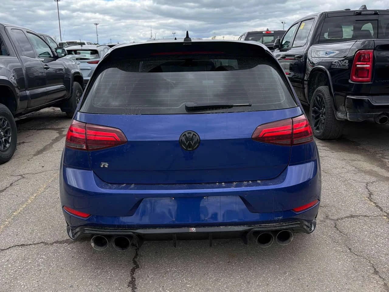 VW Golf 7.5 R / DSG / FENDER / ГЕНЕРАЦИЯ , снимка 4 - Автомобили и джипове - 54384712