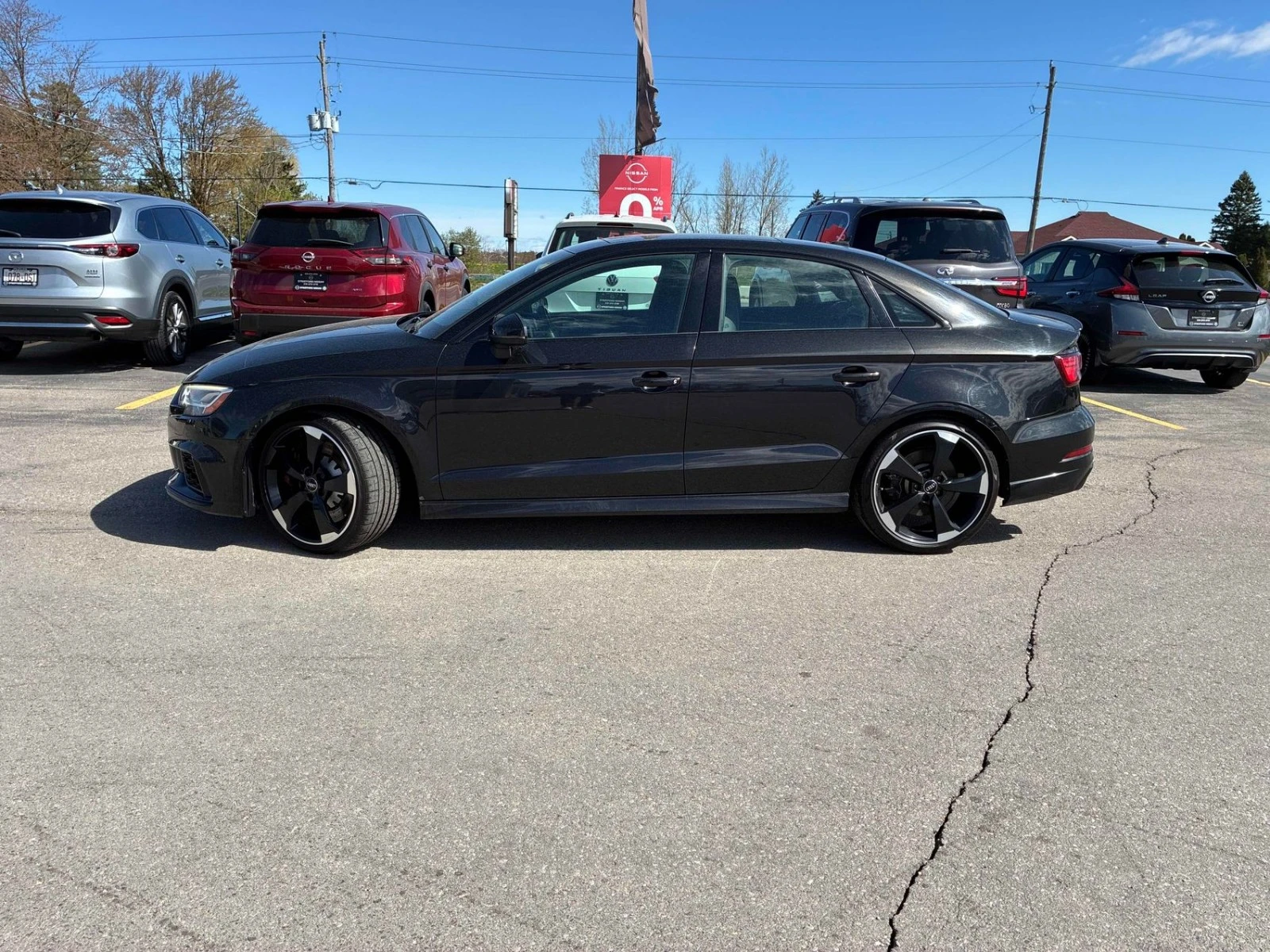 Audi Rs3 2.5 TFSI *  S tronic* АвтоКредит* (ЦЕНА ДО БГ), снимка 4 - Автомобили и джипове - 54520397