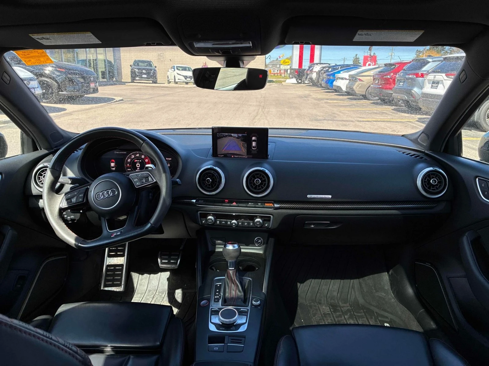 Audi Rs3 2.5 TFSI *  S tronic* АвтоКредит* (ЦЕНА ДО БГ), снимка 9 - Автомобили и джипове - 54520397
