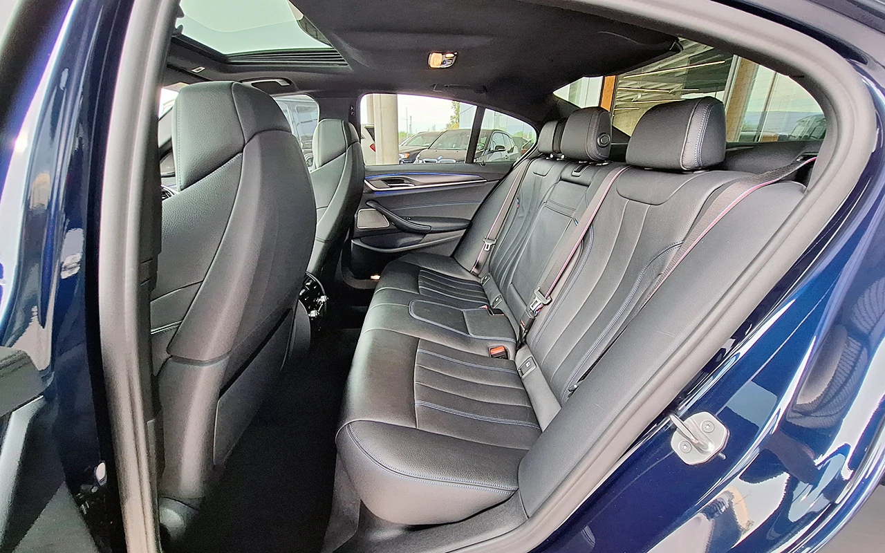 BMW 550 M550i xDrive G30 LCI, снимка 6 - Автомобили и джипове - 54561186