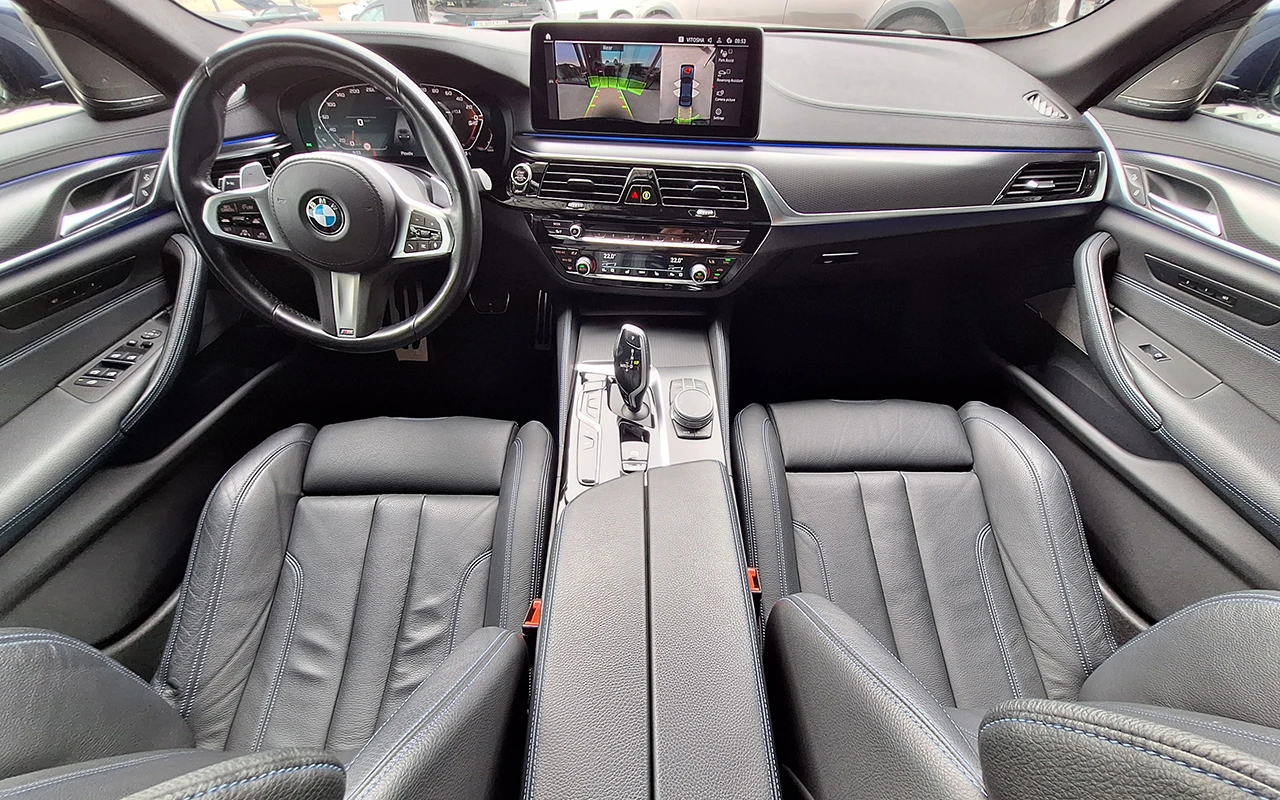 BMW 550 M550i xDrive G30 LCI, снимка 4 - Автомобили и джипове - 54561186