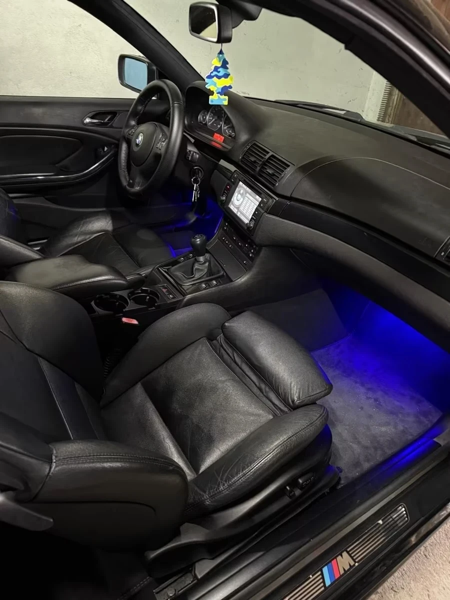 BMW 330 M-Pack OEM 6-Speed, снимка 6 - Автомобили и джипове - 55184545